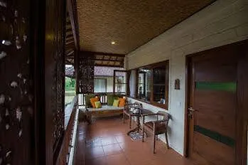 Munari Resort Ubud 4*,